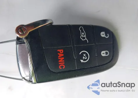 2016 Jeep Grand Cherokee Limited z USA, uszkodzony, nr VIN 1C4RJEBG9GC482648